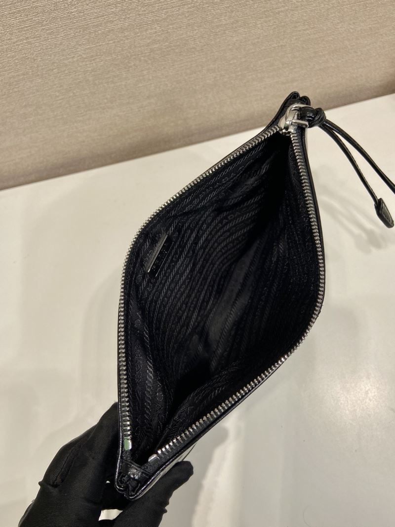 Pra*a wallets